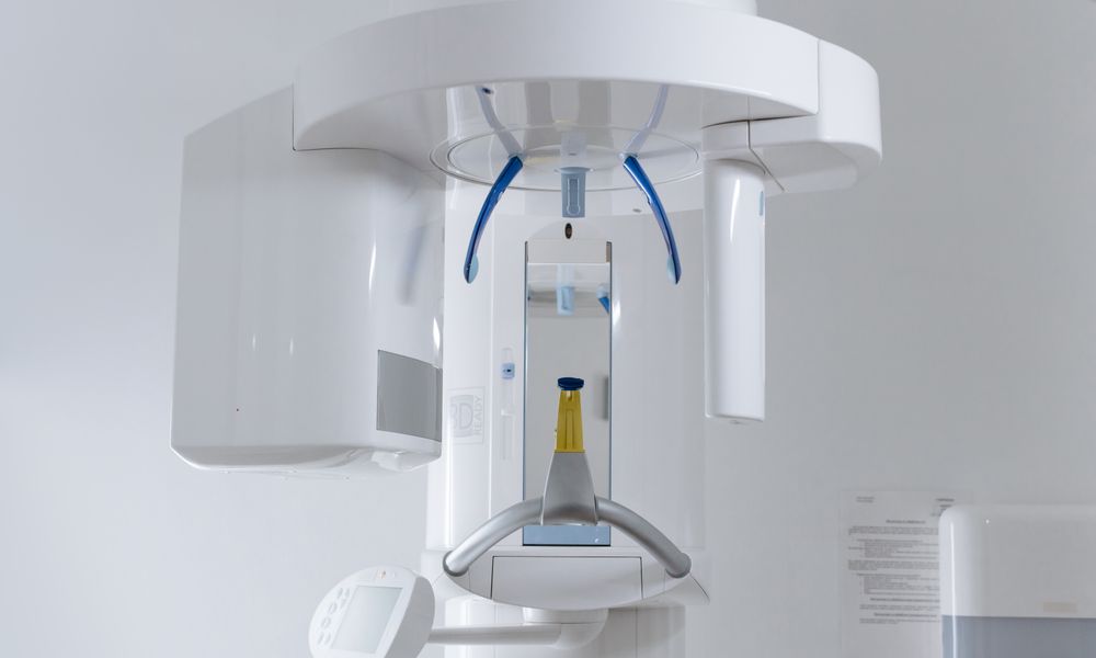 Modern dental x-ray equipment in a clinical setting